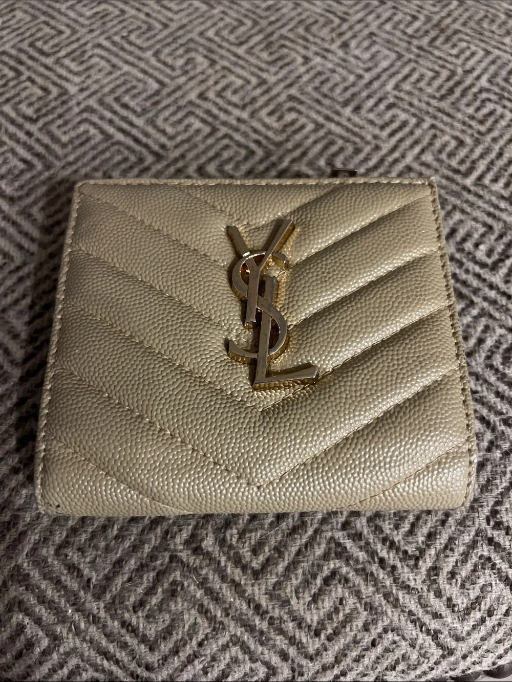 Saint Laurent Small Chevron Wallet in Metallic Gold Tone - Picture 9 of 11